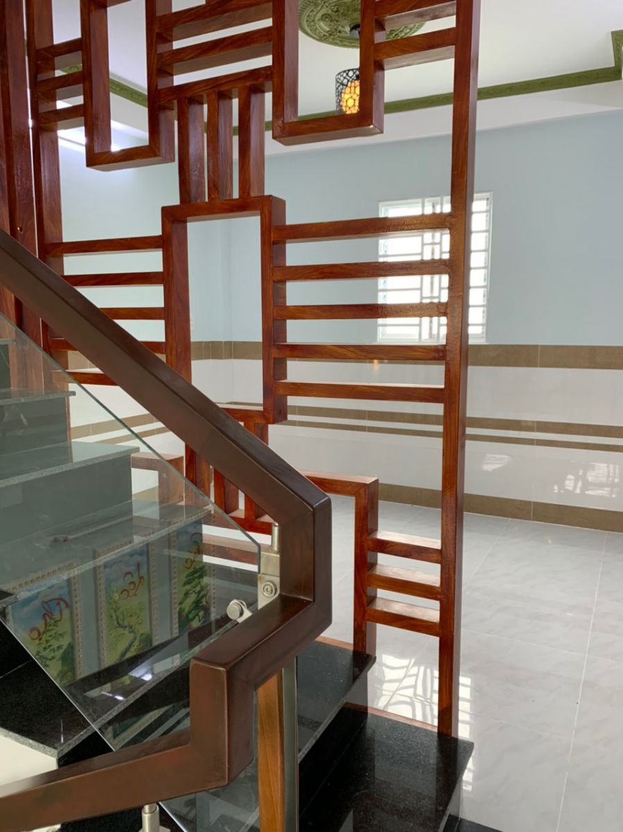 Bán nhà riêng đẹp mới xây đang làm hoàn công hẻm đường Tô Ký quận 12