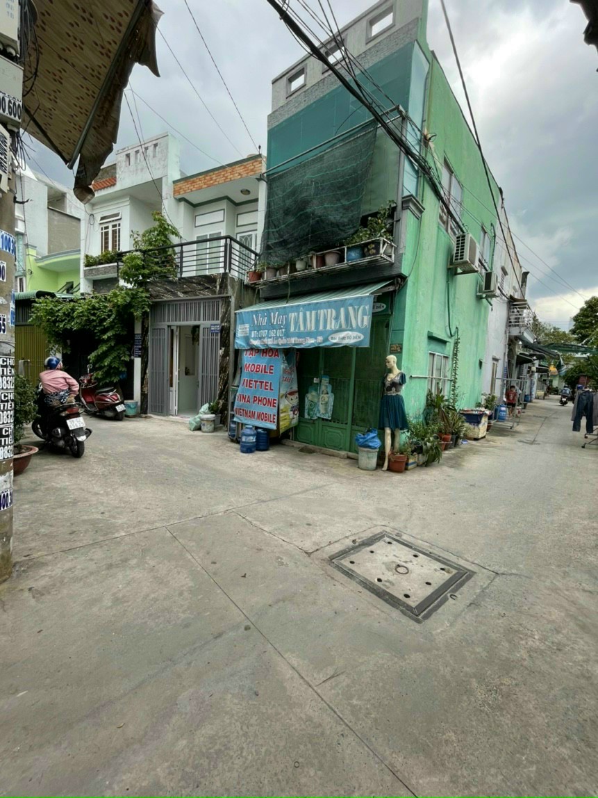 Bán nhà đẹp 45m2 mặt hẻm to đường HT3 gần chợ Hiệp Thành quận 12