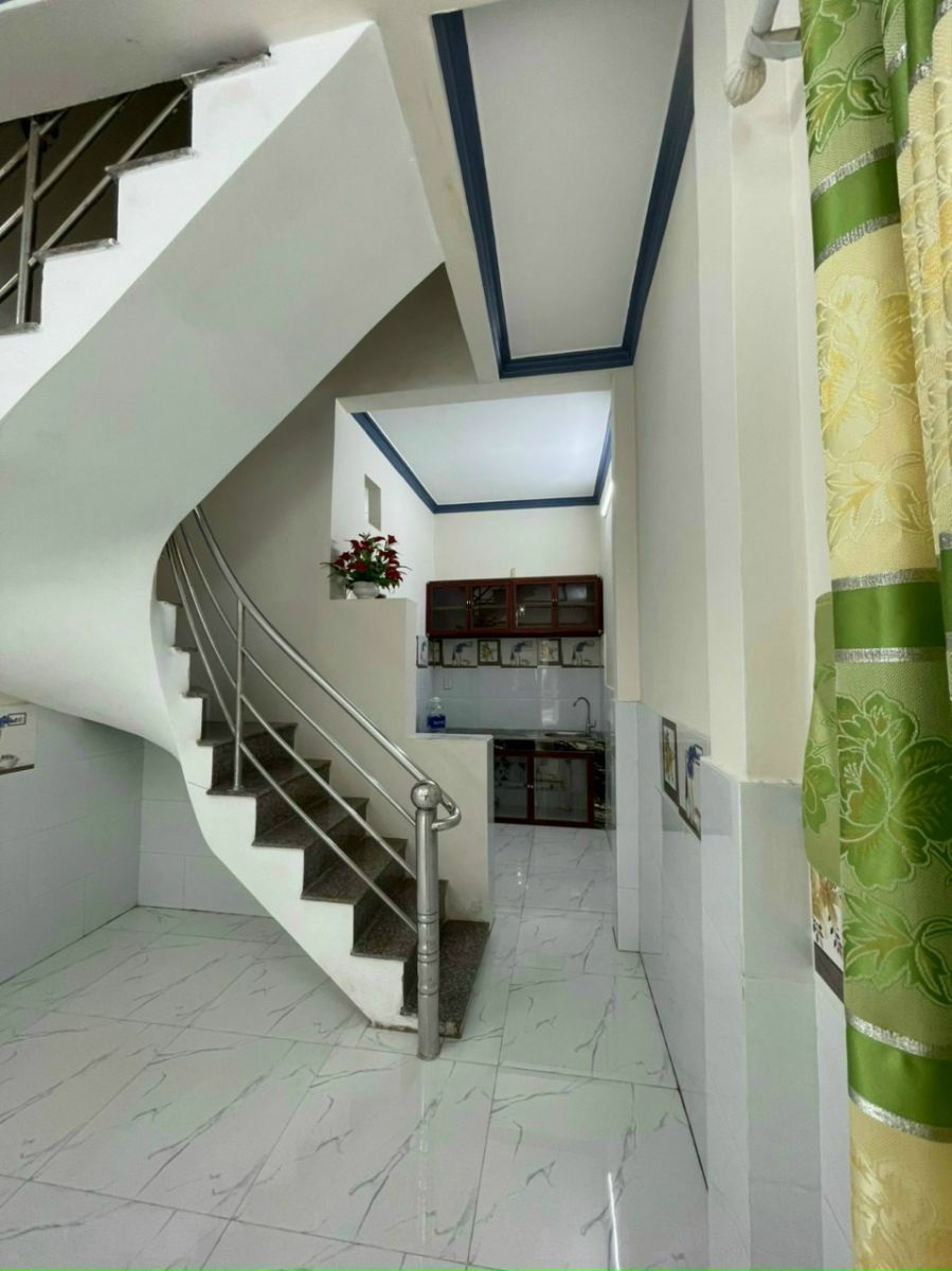 Bán nhà đẹp 45m2 mặt hẻm to đường HT3 gần chợ Hiệp Thành quận 12