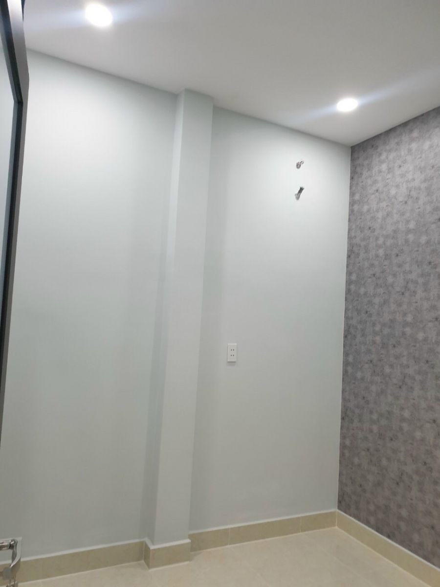 Bán nhà riêng 3,8x11m hướng Nam 2PN 3WC hẻm Trần Thị Hè phường HIệp Thành