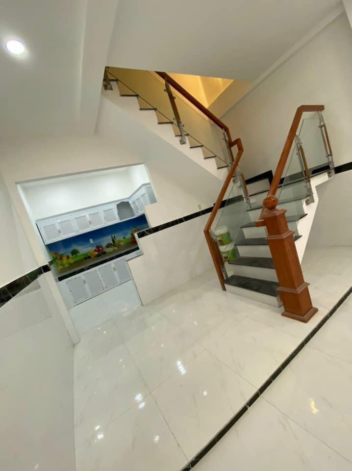  Bán nhà đẹp mặt tiền Thới An 21(đường mới Nguyễn Thị Xinh) trung tâm Quận 12