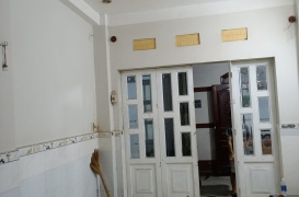 Bán nhà SHC 1 trệt 1 lầu hẻm đường Nguyễn Thị Huê xã Bà Điểm