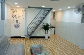 Bán nhà SHC cực đẹp 3 phòng ngủ hẻm đường Thới Tam Thôn 9 giá hời